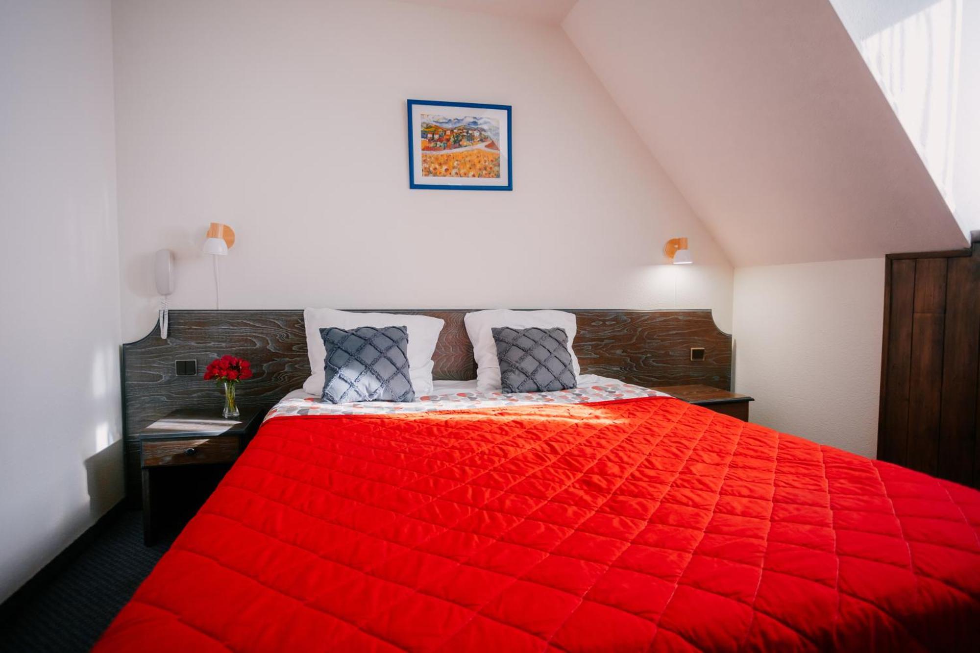 Hotel Le Montaigu Luz-Saint-Sauveur Eksteriør bilde