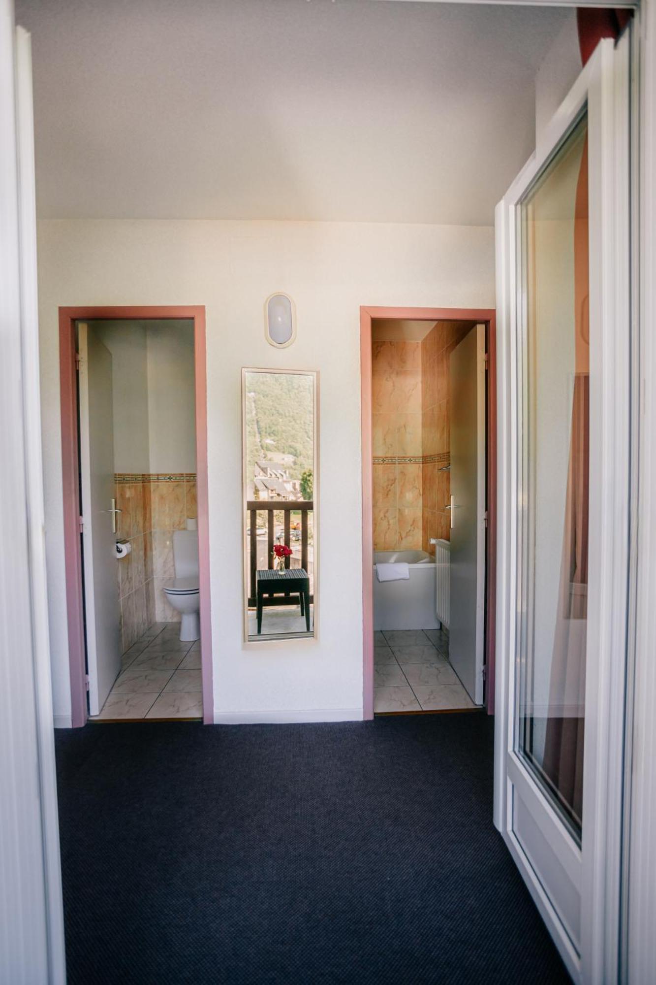 Hotel Le Montaigu Luz-Saint-Sauveur Eksteriør bilde